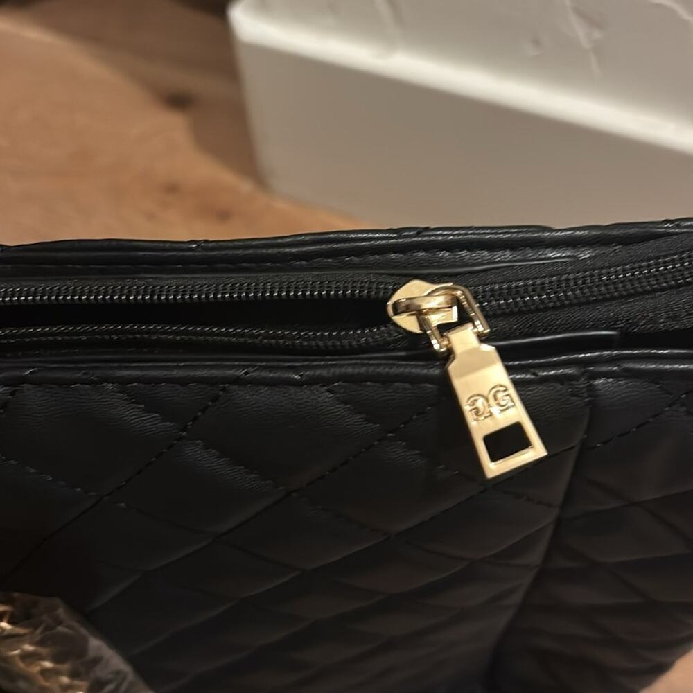 DG2 Diane Gilman Quilted Large Tote Black GGH-518 NWT Zip‎ Top Carryall Bag - Picture 5 of 5